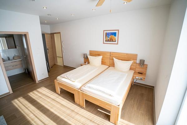 Hotel Boardinghouse Schellenberg à Donauwörth Extérieur photo